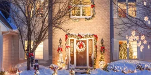 What Are the Best Color Schemes for Festive Holiday Decorations?
