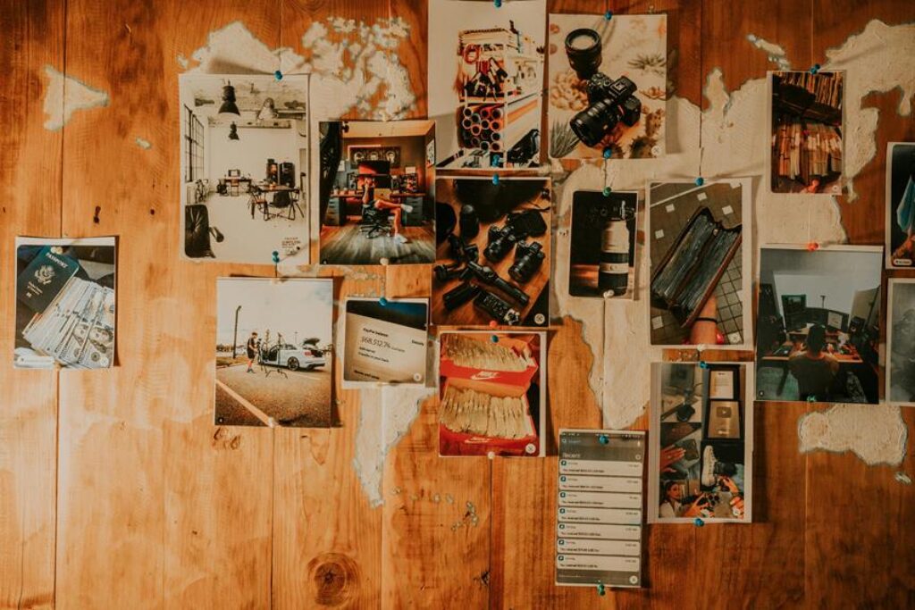 What Are the Best Ideas for Creating a Gallery Wall?