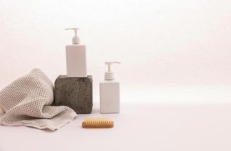 Stylish Towel Displays to Elevate Your Bathroom Aesthetic